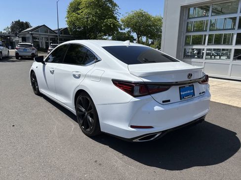 Used 2019 Lexus ES 350 F Sport w/ Accessory Package 2 FWD image 2