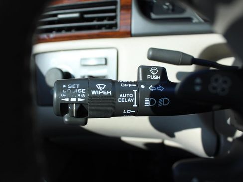 Used 2000 Cadillac Eldorado Touring image 54