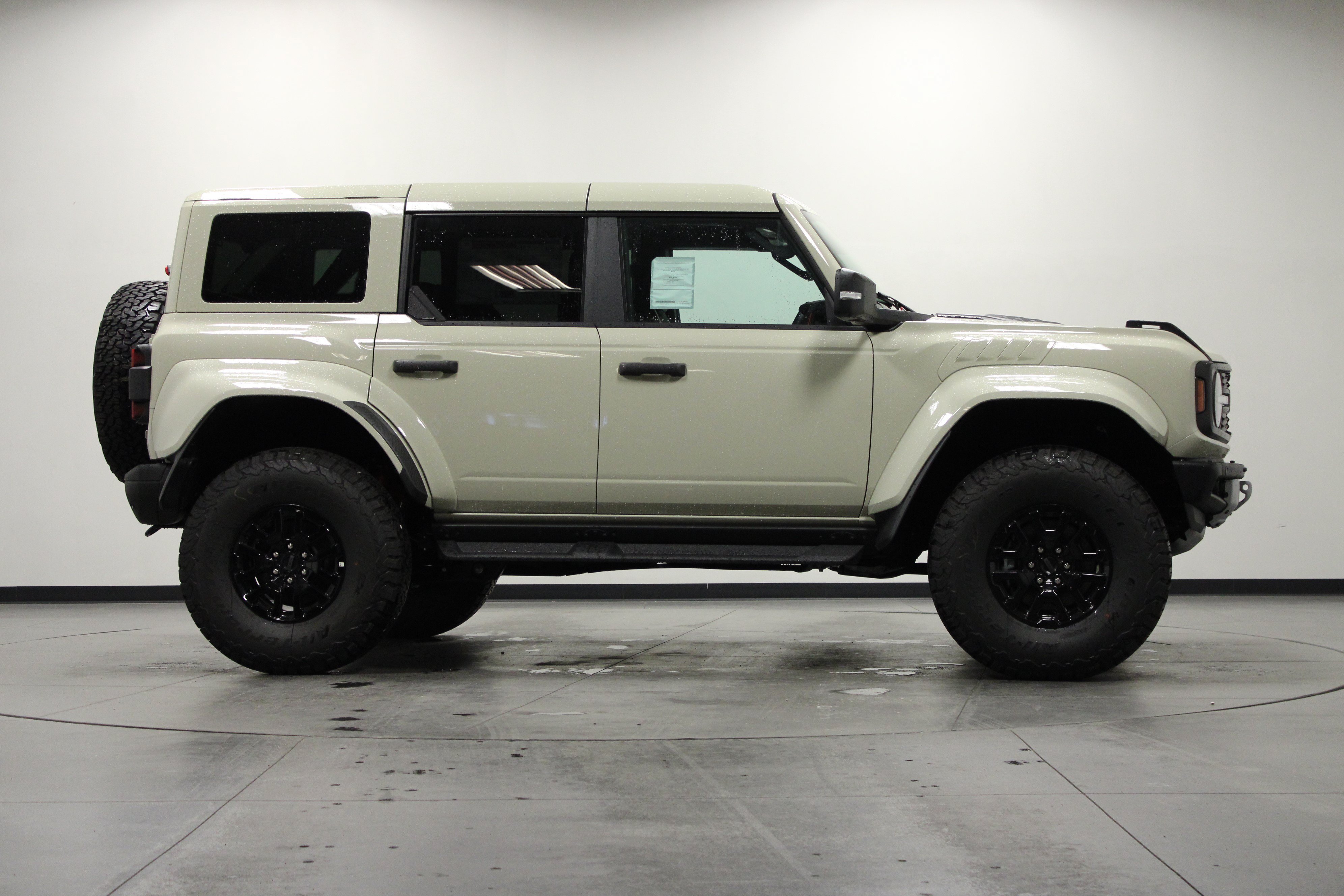 New 2026 Ford Bronco Raptor AWD/4WD image 3