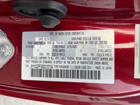 Used 2011 MAZDA MX-5 Miata Grand Touring w/ Premium Pkg RWD image 18