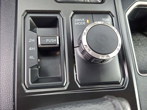 Used 2022 Toyota Tundra SR5 image 25