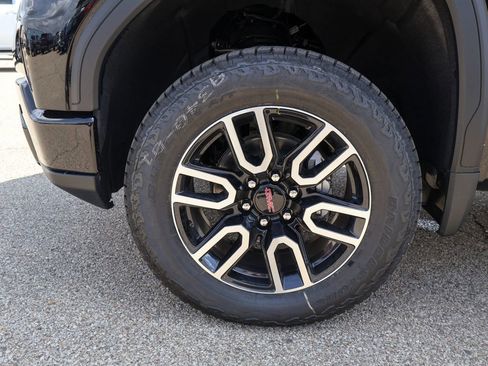 New 2026 GMC Sierra 1500 AT4 image 37