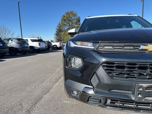 Used 2023 Chevrolet TrailBlazer ACTIV w/ Convenience Package image 2
