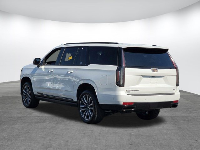 Used 2021 Cadillac Escalade ESV Sport w/ Driver Assist Tech Package RWD image 5