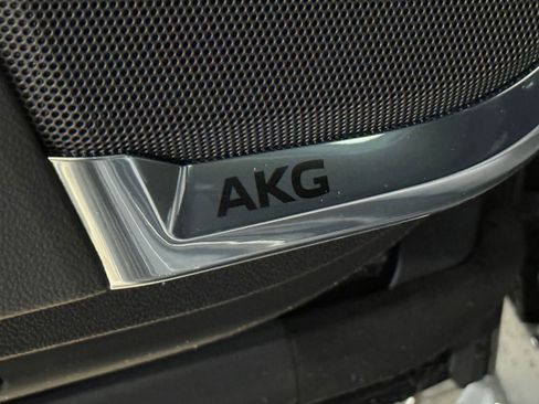 New 2025 Cadillac Escalade ESV Luxury image 23