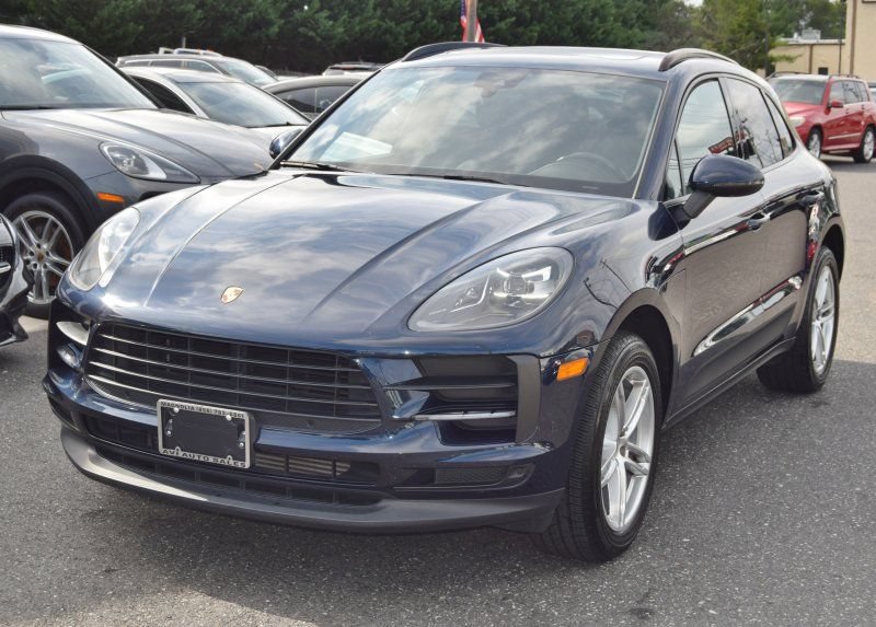 Used 2019 Porsche Macan AWD/4WD image 4