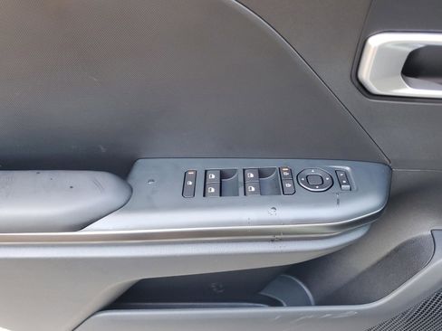 New 2026 Kia K4 LXS image 13