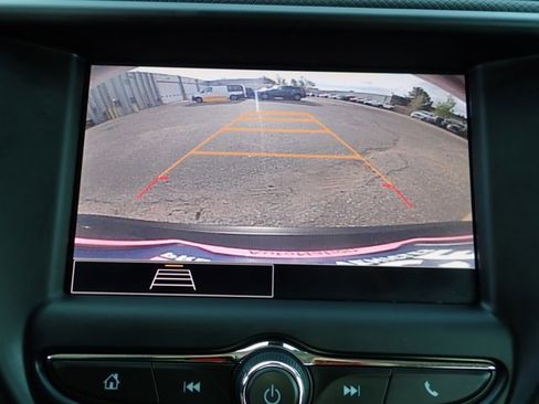 Used 2021 Chevrolet TrailBlazer LS AWD/4WD image 17