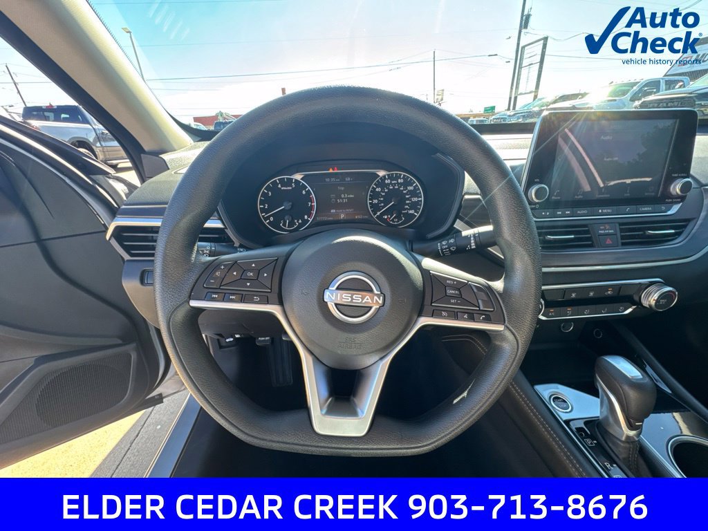 Used 2023 Nissan Altima 2.5 SV FWD image 15