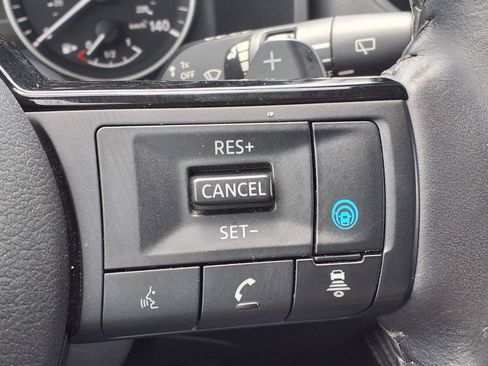Used 2023 Nissan Rogue SL w/ SL Premium Package AWD/4WD image 18