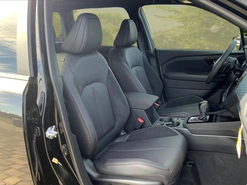 New 2025 Subaru Forester Touring image 11