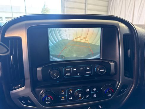 Used 2017 GMC Sierra 1500 SLT w/ SLT Premium Package AWD/4WD image 31