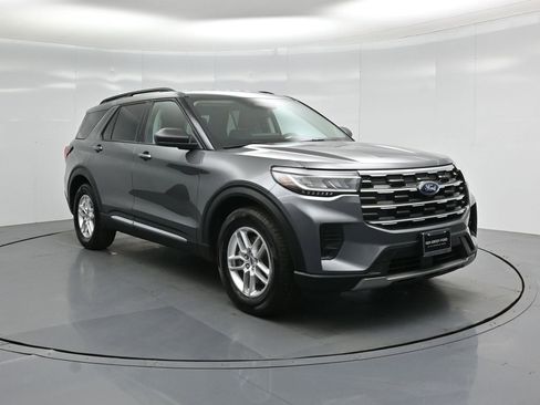 Certified 2025 Ford Explorer Active image 57