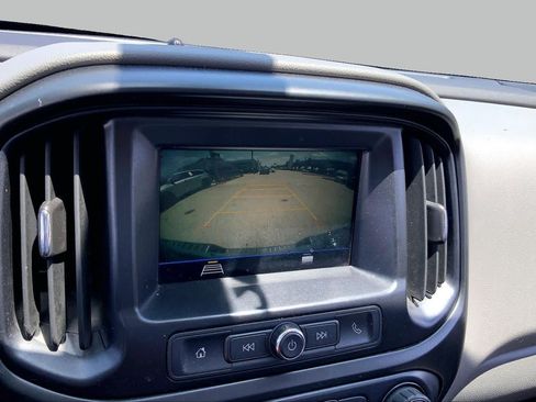 Used 2019 GMC Canyon 2WD Crew Cab w/ Convenience Package image 24