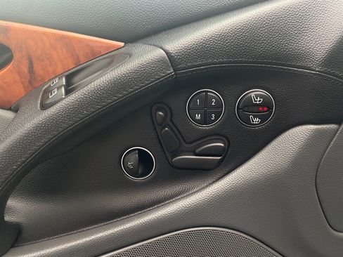 Used 2004 Mercedes-Benz SL 55 AMG image 21