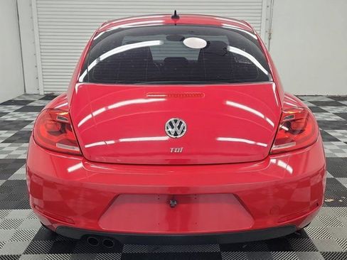 Used 2014 Volkswagen Beetle TDI image 5