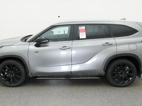 New 2026 Toyota Highlander XLE AWD/4WD image 6