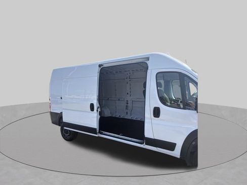 Used 2023 RAM ProMaster 2500 FWD image 11