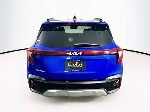 Used 2025 Kia Seltos S image 7