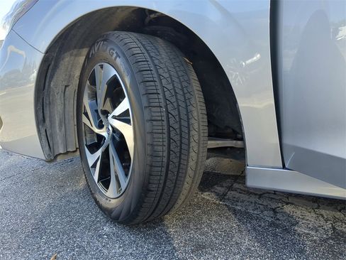 Used 2025 Subaru Legacy Premium image 32