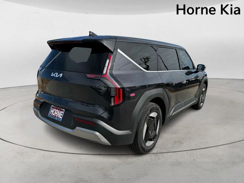 New 2026 Kia EV9 Light image 3