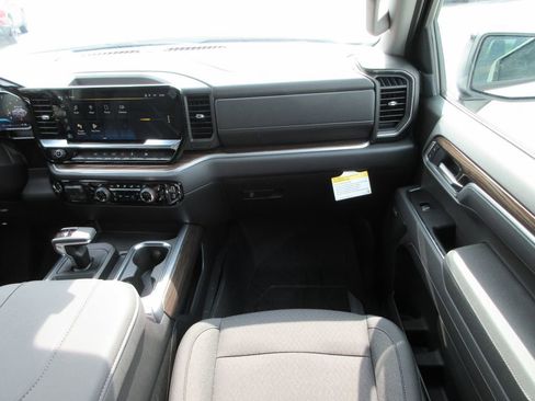 New 2026 Chevrolet Silverado 1500 RST w/ Convenience Package II AWD/4WD image 17