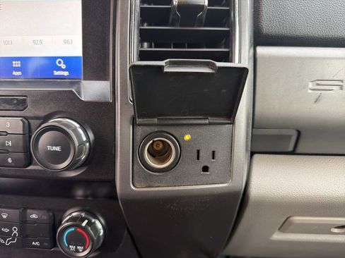 Used 2020 Ford F350 XLT w/ XLT Value Package image 29