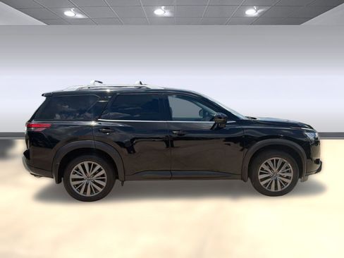 Used 2023 Nissan Pathfinder SL w/ SL Premium Package FWD image 8