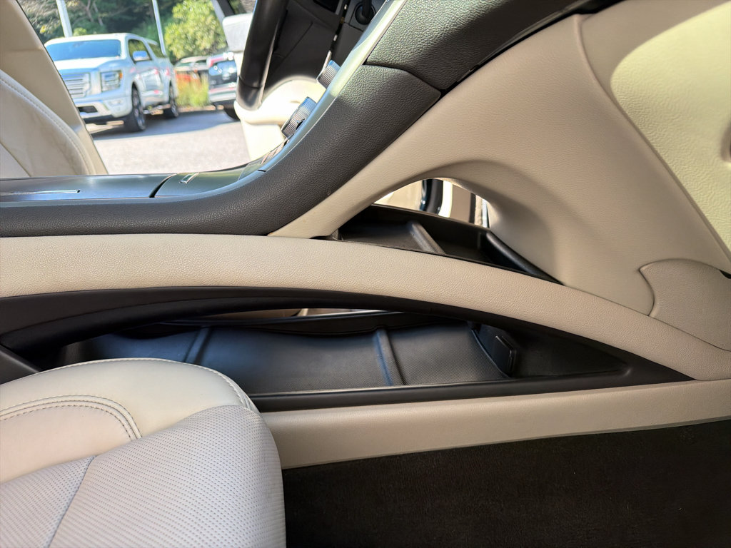 Used 2020 Lincoln MKZ Reserve w/ Elements Package AWD/4WD image 27