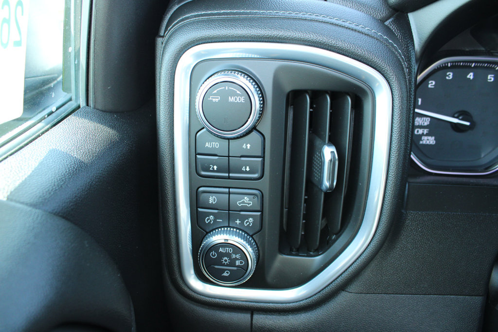Used 2021 GMC Sierra 1500 SLT w/ SLT Premium Package AWD/4WD image 43