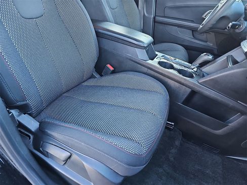 Used 2017 Chevrolet Equinox LS image 10