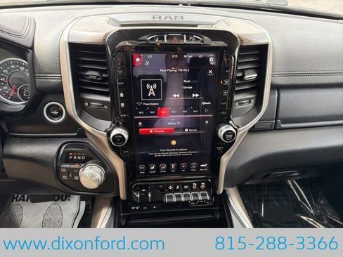 Used 2019 RAM 1500 Laramie AWD/4WD image 13
