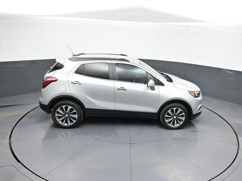 Used 2022 Buick Encore Preferred w/ Safety Package image 36