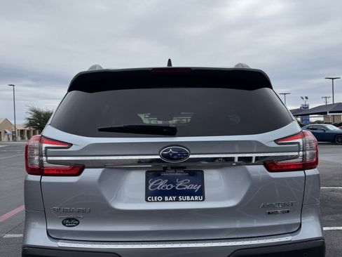 Certified 2024 Subaru Ascent Touring w/ Popular Package #2 image 6