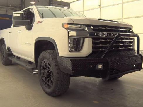 Used 2021 Chevrolet Silverado 2500 LTZ w/ LTZ Convenience Package AWD/4WD image 2