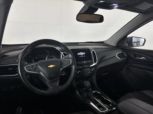Used 2023 Chevrolet Equinox Premier AWD/4WD image 22