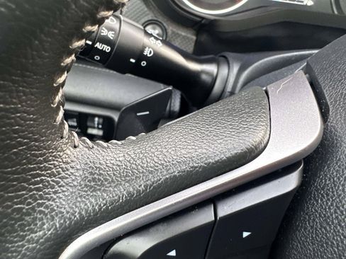 Used 2022 Subaru Forester Touring image 32