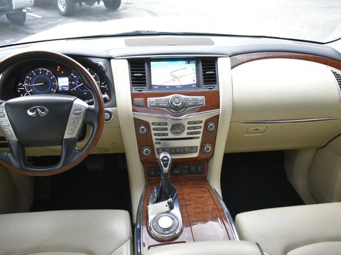 Used 2018 INFINITI QX80 2WD w/ Driver Assistance Package image 11