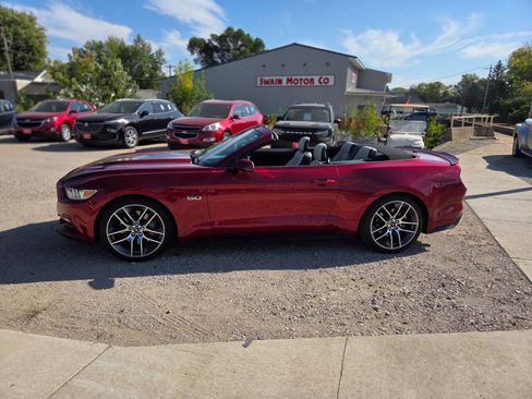 Used 2017 Ford Mustang GT Premium image 24
