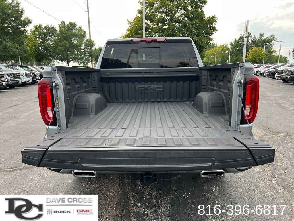 New 2026 GMC Sierra 1500 Denali w/ Denali Reserve Package AWD/4WD image 9