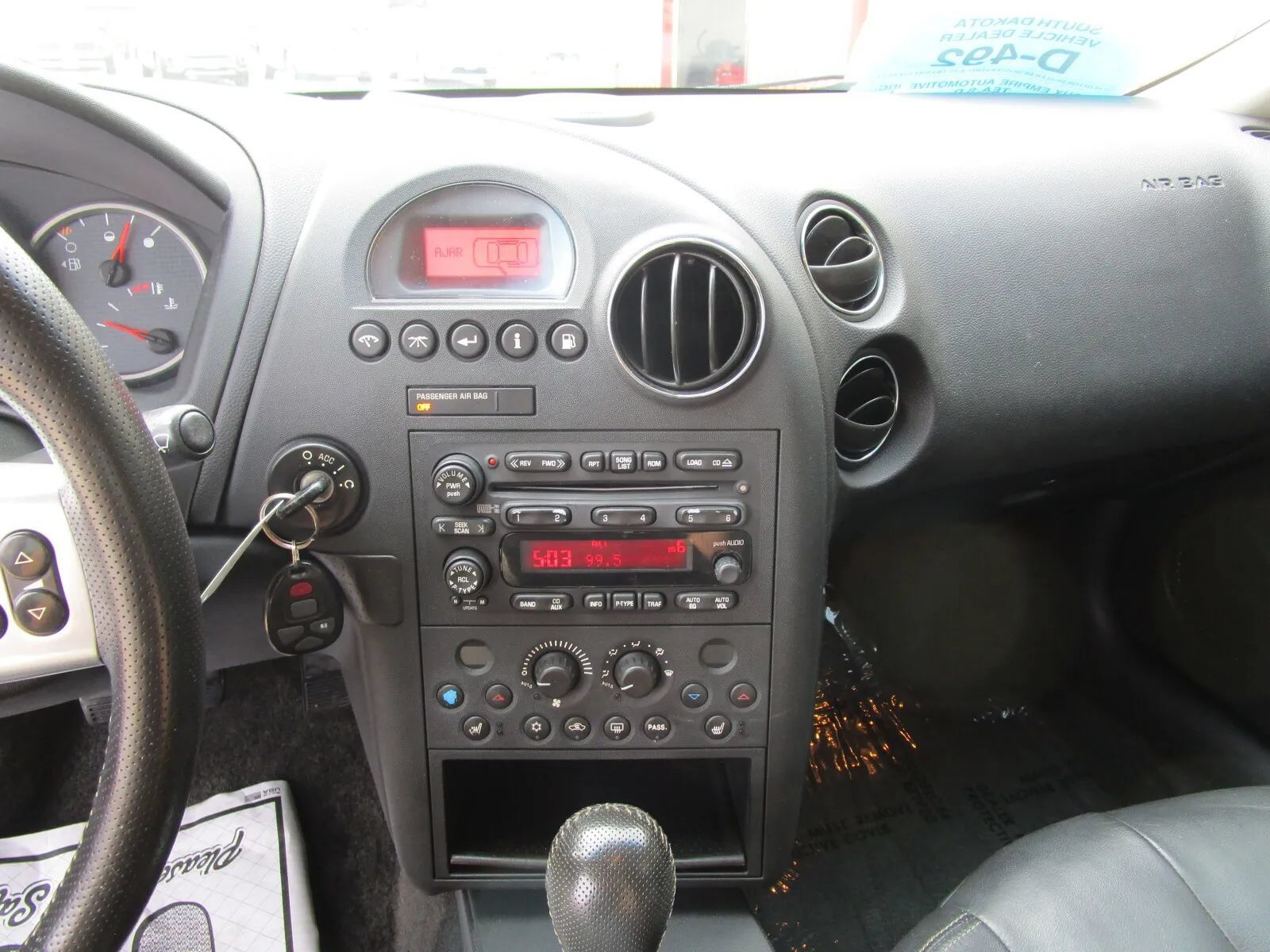 Used 2007 Pontiac Grand Prix w/ Sun And Sound Package FWD image 13