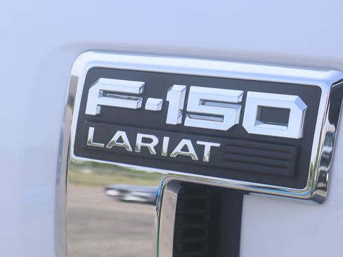 New 2025 Ford F150 Lariat w/ Equipment Group 501A Mid image 11