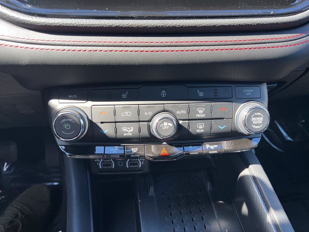 New 2026 Dodge Durango GT w/ Blacktop Package AWD/4WD image 29