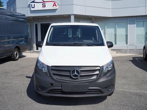 Used 2017 Mercedes-Benz Metris w/ Blind Spot Assist Package image 4