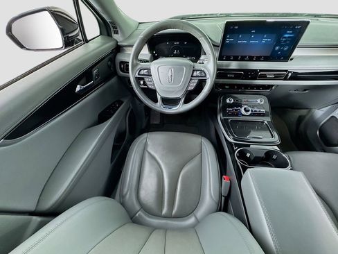 Used 2022 Lincoln Nautilus Reserve AWD/4WD image 15