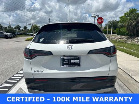 Used 2023 Honda HR-V EX-L image 7