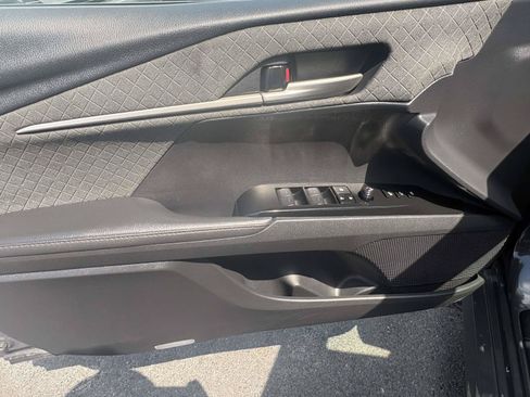 Used 2025 Toyota Camry XLE w/ Premium Plus Package FWD image 15