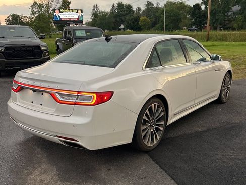 Used 2018 Lincoln Continental Reserve AWD/4WD image 6