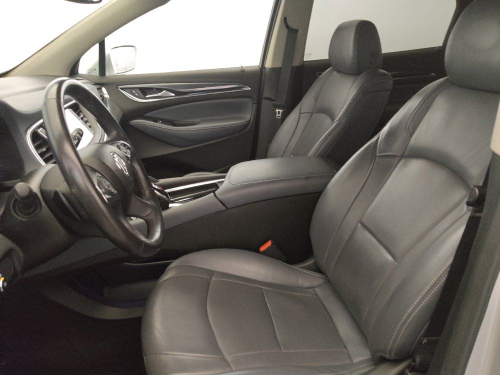 Used 2018 Buick Enclave Essence AWD/4WD image 17