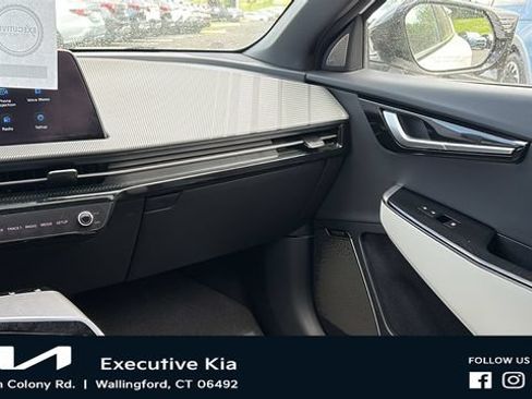 Certified 2024 Kia EV6 GT-Line AWD/4WD image 26